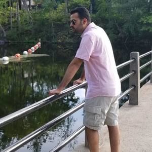 Meet your Posher, Angad singh